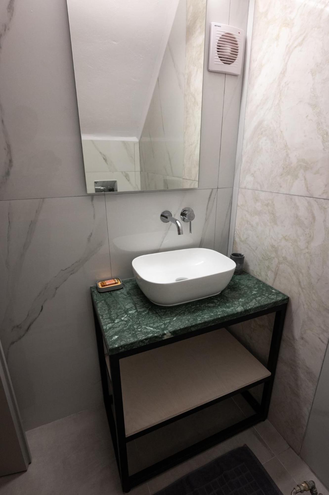 凯法司湖酒店 扎哈罗 外观 照片